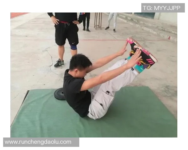 西安篮球队耐力训练与比赛表现的深度分析与探讨 西安篮球队耐力训练与比赛表现的深度分析与探讨