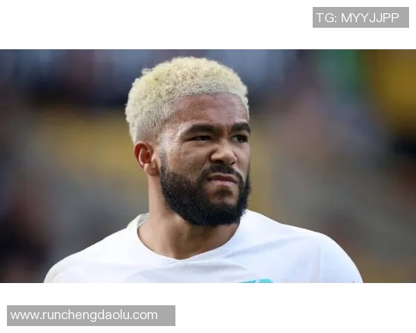 随机选足球明星特效带你体验不同球员的精彩瞬间与独特风采