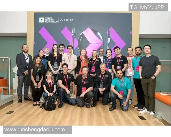 广州乒乓球队与杭州乒乓球队赛后复盘团队协作的关键因素与表现分析 广州乒乓球队与杭州乒乓球队赛后复盘团队协作的关键因素与表现分析